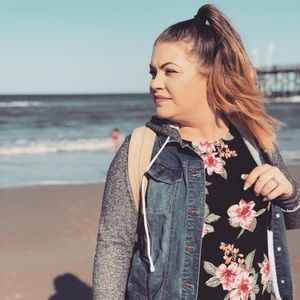 Meet your Posher, Carrie